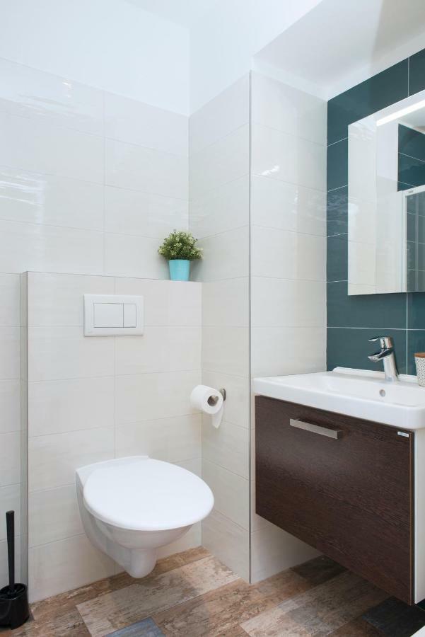 Kent Ridge Loft Apartment ปราก ภายนอก รูปภาพ