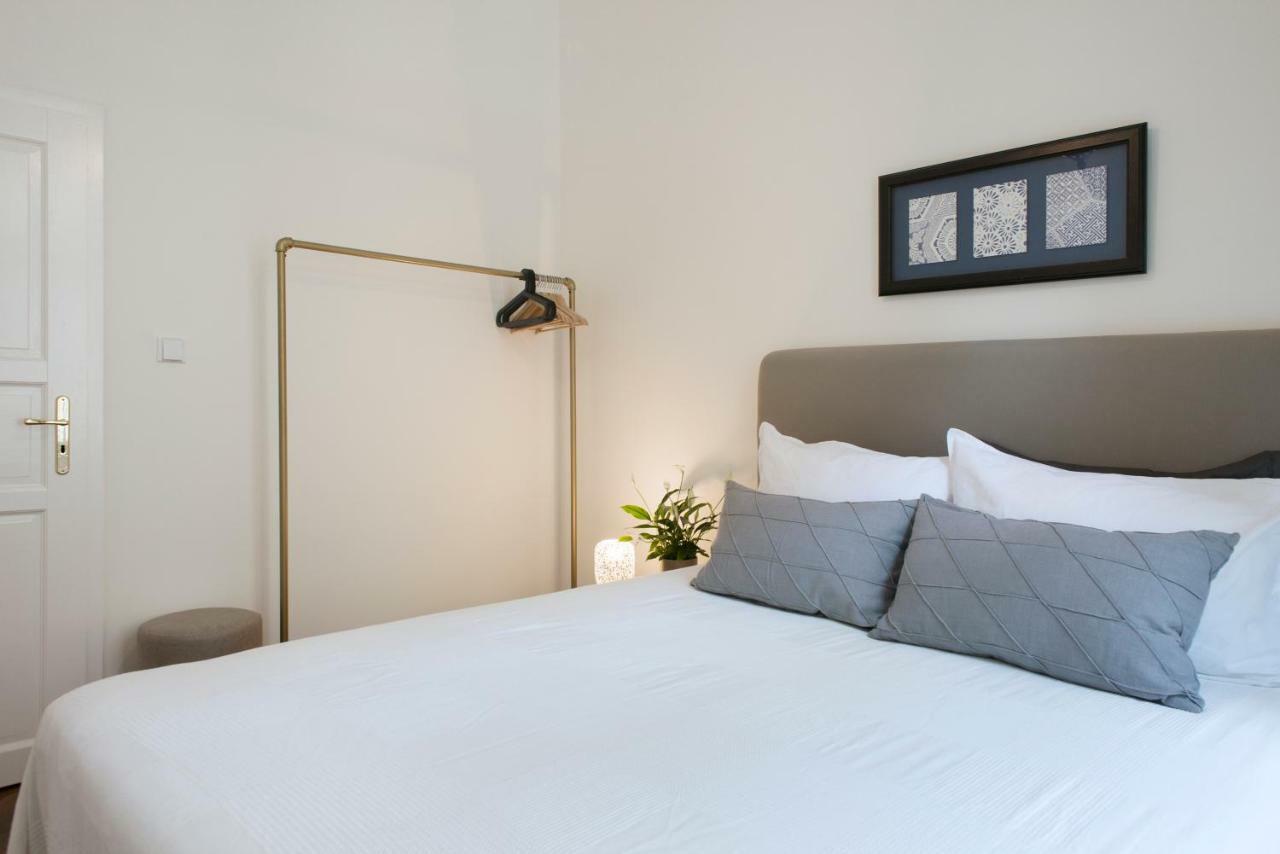 Kent Ridge Loft Apartment ปราก ภายนอก รูปภาพ